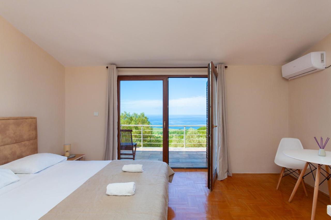 Eco Village Buljarica Budva Bagian luar foto