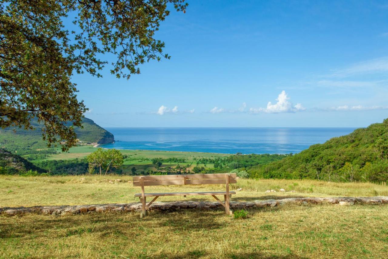 Eco Village Buljarica Budva Bagian luar foto