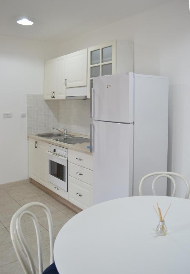Eco Village Buljarica Budva Bagian luar foto