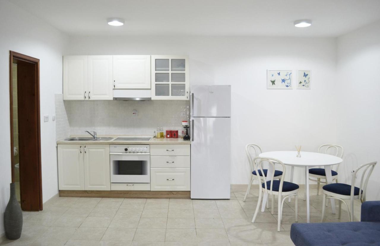 Eco Village Buljarica Budva Bagian luar foto